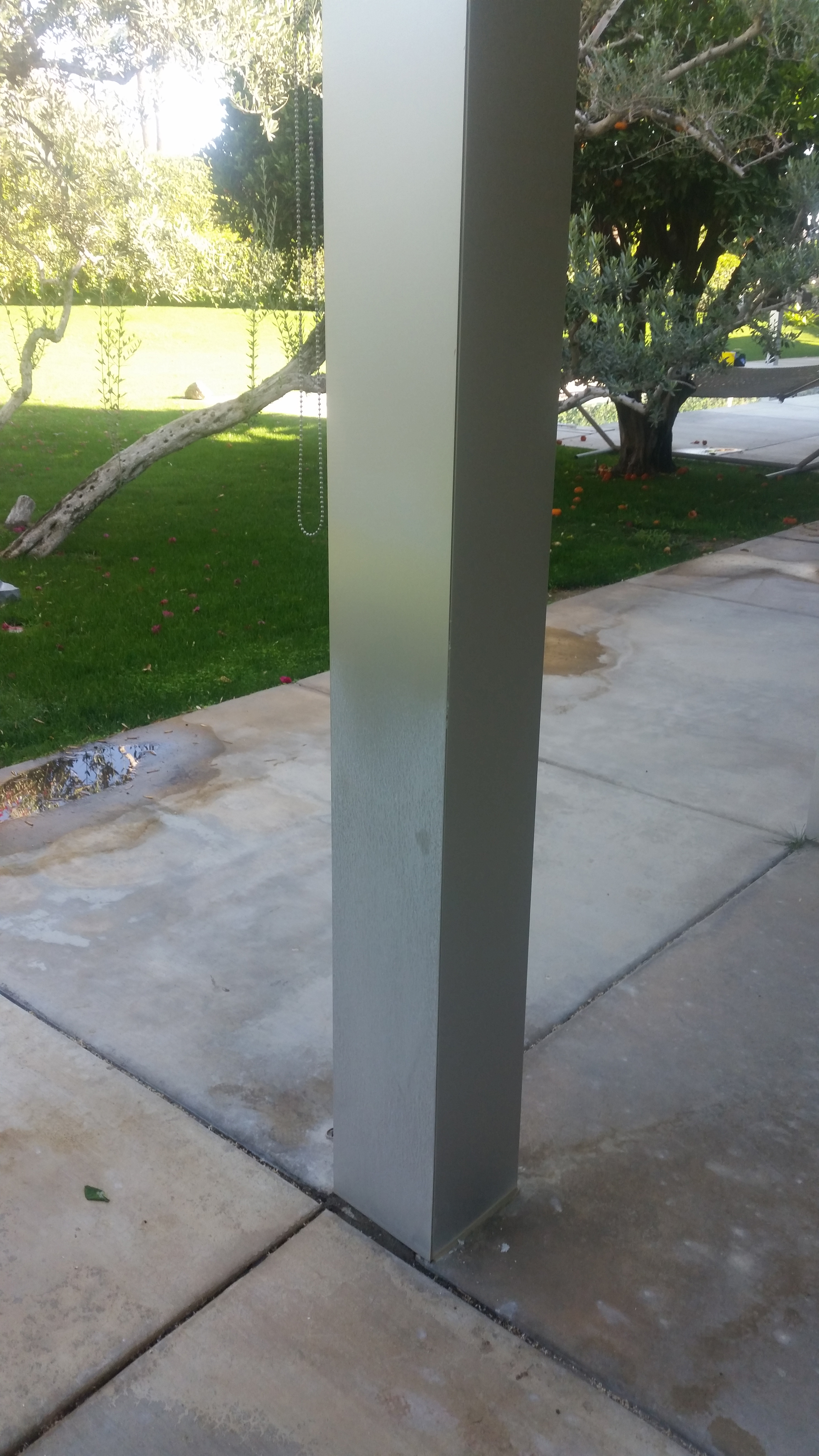 hard water stain removal stainless steel columns - Before